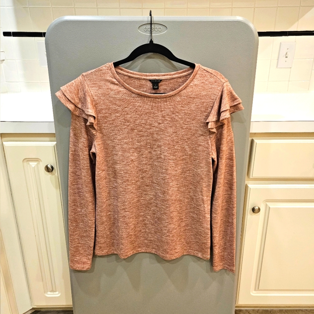 Anne Taylor Ladies Pullover Shirt
